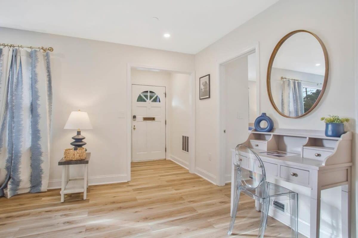 Stylish + Fresh Bungalow 2 Blocks From N-Mc Stadium Annapolis Exterior foto